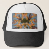 Kaleidoscope Giraffe Mandala: Abstracte Safari kun Trucker Pet (Voorkant)