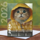 Kalender met schattige kat gekleed in geel briefkaart