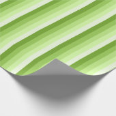 Kalkgroene schaduwstrepen cadeaupapier (Hoek)