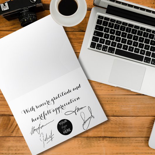  kalkoenen in Orchard Business Thanksgiving Feestdagen Kaart