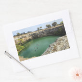 Kalkstenen kliffen en smaragdgroene wateren rechthoekige sticker (Envelop)