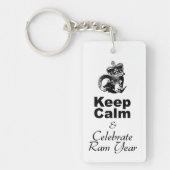 Kalktemelebrate Ram Jaar Monogram 2side KC Sleutelhanger (Voorkant)