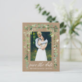 Kalligrafie Botanisch Save The Date Hout Kraft Aankondigingskaart (Staand voorkant)