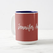 Kalligrafie Elegant Gepersonaliseerde Brick Red Tweekleurige Koffiemok (Voorkant links)