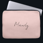 Kalligrafie Elegant Roos Goud Gewoon Eenvoudige Na Laptop Sleeve<br><div class="desc">Op zoek naar een mooie kalligrafie met een esthetische handschrift? Dit eenvoudige, opvallende design is voor u. Dit product druist onmiddellijk in tegen degenen die het zien. Het mooie en smaakzame ontwerp zal direct de kwaliteit van uw relatie en familie weerspiegelen.</div>