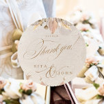 Kalligrafie Fall Wedding Kleurrijke Sweet Dank u Ronde Sticker<br><div class="desc">Show uw waardering in stijl met onze "Calligraphy Fall Wedding Colorful Sweet Thank You Classic Round Sticker." Deze charmante sticker heeft een elegante kalligrafie in levendige herfsttinten, waardoor het een perfecte afwerking is voor uw huwelijksgunsten of bedankbriefjes. Gemaakt van hoogwaardige materialen, het is duurzaam en visueel aantrekkelijk, zodat uw dankbaarheid...</div>
