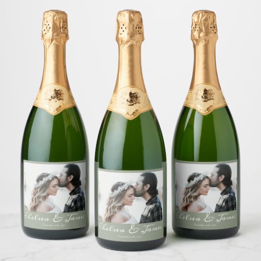 Kalligrafie Foto Sage Green Wedding Party Sparkling Wijnetiket (Flessen)