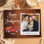 Kalligrafie geplaveide tapedrift Thanksgiving Truc Briefkaart<br><div class="desc">Modern Fun Calligraphy Script. Gelukkig Thanksgiving Instant Camera Style Briefkaart voor fotovakantie bevat Oranje geplakte tapes en  rode Waterverf met pompoenen. Rustic Country Wood.</div>