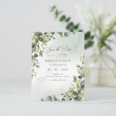 Kalligrafie groen Eucalyptus Save the Date Aankondigingskaart (Staand voorkant)