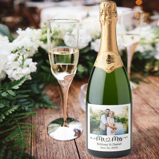 Kalligrafie Hartfoto Mr en Mrs Wedding Sparkling Wijnetiket