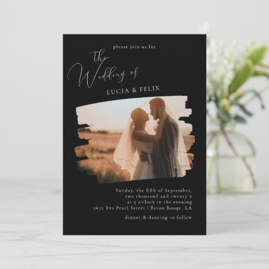 Kalligrafie Modern Zwart Foto Bruiloft Kaart (Staand voorkant)