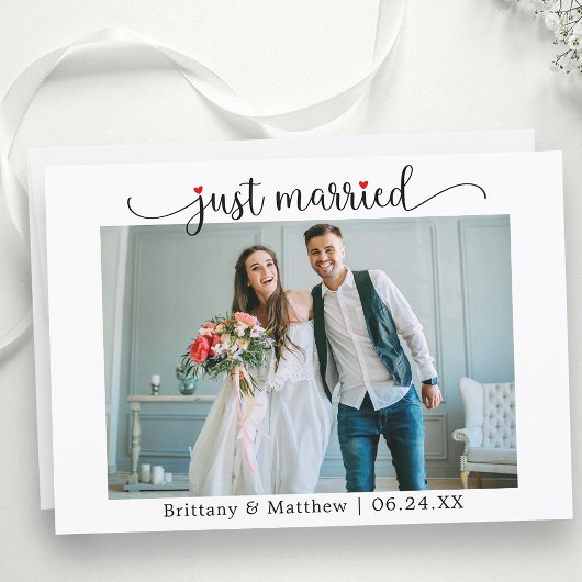 Kalligrafie Red Heart Just Getrouwd Foto Huwelijk Aankondiging