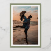 Kalligrafie Sage Green Gold Ingelijste klassieke f Folie Uitnodiging (Achterkant)