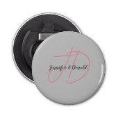Kalligrafie trendy klassiek script monogram button flesopener (Voorkant)