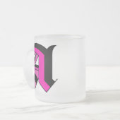 Kalligrafie type zwart en roze Initialen mok A (Voorkant links)