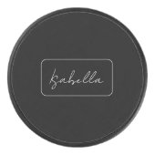 Kalligrafie Zwart Wit Plain Creatieve Moderne Naam Hockey Puck (Voorkant)