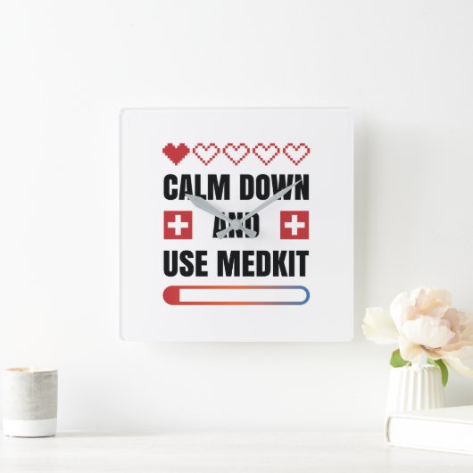 Kalm aan en gebruik Medkit Vierkante Klok (Huis)