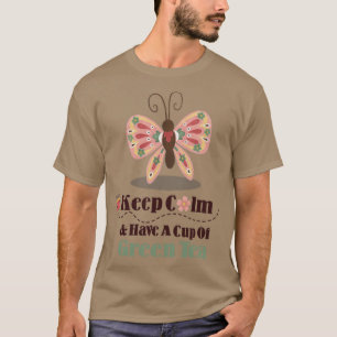 Kalm ampamp met een bekertje met groene theekopel t-shirt