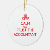 Kalm houden en de accountant vertrouwen keramisch ornament (Links)