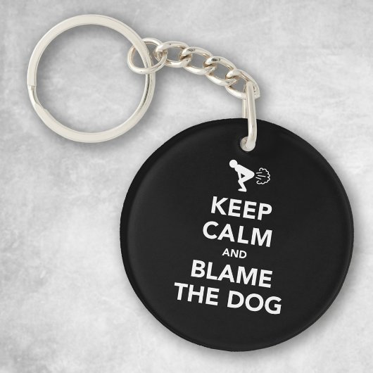 Kalm houden en de hond de schuld geven sleutelhanger