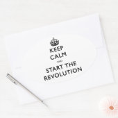 Kalm houden en de revolutie starten ovale sticker (Envelop)