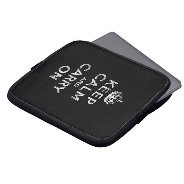 Kalm houden en doorgaan laptop sleeve (Voorkant top)