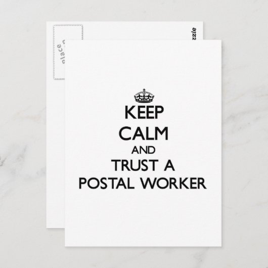 Kalm houden en een postmedewerker vertrouwen briefkaart (Voorkant / Achterkant)