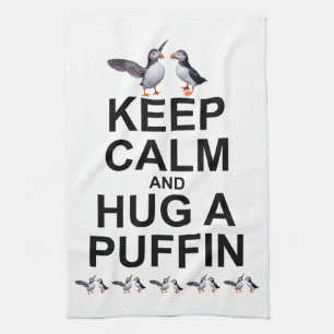 Kalm houden en een Puffin Kitchen Towel vasthouden Theedoek