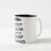 "Kalm houden en gaan vissen met karpers" mok (Voorkant rechts)