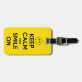 Kalm houden en glimlachen op geel bagagelabel (Voorkant horizontaal)