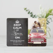 Kalm houden en Merry op Chalkboard Funny Holiday Feestdagenkaart (Staand voorkant)