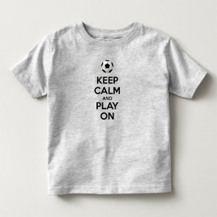 Kalm houden en spelen aan kinder shirts