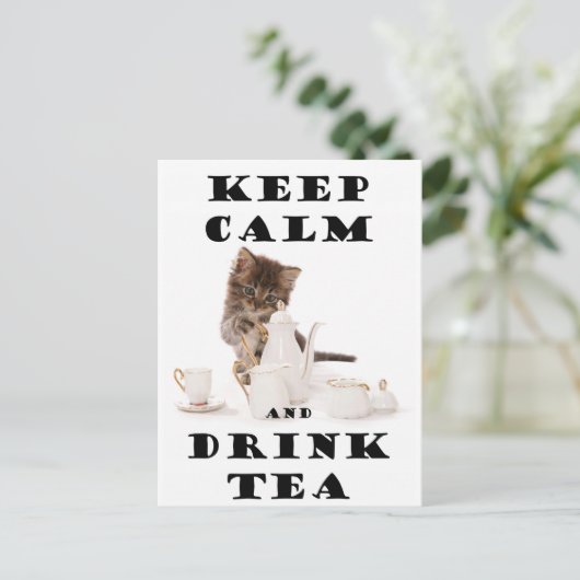 kalm houden en thee kitten drinken briefkaart (Staand voorkant)