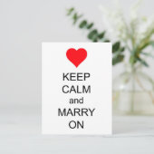 Kalm houden en trouwen op rood hart briefkaart (Staand voorkant)