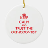 Kalm houden en vertrouwen op de orthodontist keramisch ornament (Voorkant)