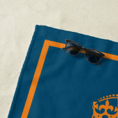 "Kalm houden" Kroon en slogan Strandlaken (In situ)