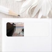 Kalm water op de Outer Banks Sound Etiket (Insitu)