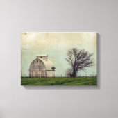 Kalona Iowa Fields and Barn with Tree Canvas Afdruk (Voorkant)