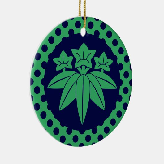 Kamakura Minamoto Mon Japans zeeblauw Keramisch Ornament (Rechts)