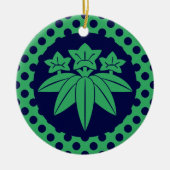 Kamakura Minamoto Mon Japans zeeblauw Keramisch Ornament (Voorkant)