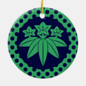 Kamakura Minamoto Mon Japans zeeblauw Keramisch Ornament (Achterkant)