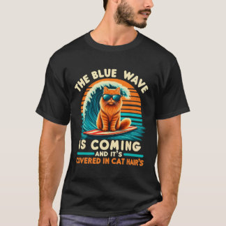 Kamala De Blauwe Golf komt eraan en is bedekt met T-shirt