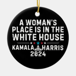 Kamala Harris 2024 - Een plaats voor een vrouw is Keramisch Ornament