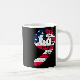 Kamala Harris 2024 President Funny Comma La Kamala Koffiemok