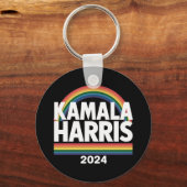 Kamala Harris 2024 Rainbow Gay Pride LGBT Verkiezi Sleutelhanger (Voorkant)