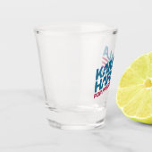 Kamala Harris 2024 voor verkiezingscampagne in Pre Shot Glas (Links)