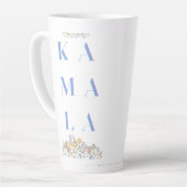 Kamala Harris. Bloemen. Subtiel. Wit en blauw Latte Mok (Linkerhoek)