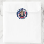 Kamala Harris campagnefoto Ronde Sticker (Tas)