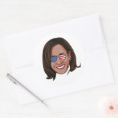 Kamala Harris - Hoofd met Aviators Patriotic Ronde Sticker (Envelop)