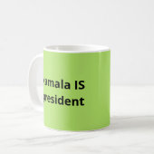 Kamala Harris is President 2024 Koffiemok (Voorkant links)